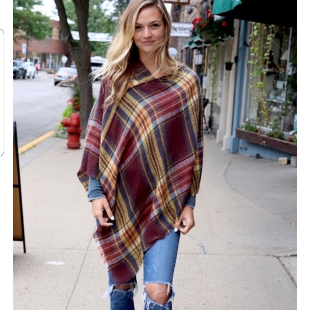 Poncho plaid